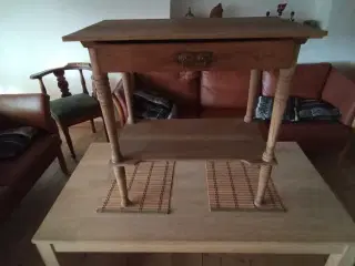 Tobaksbord ege træ
