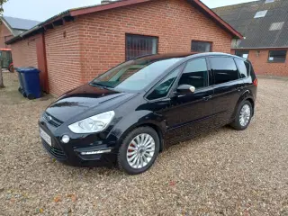 Ford smax