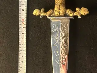 Dagger 