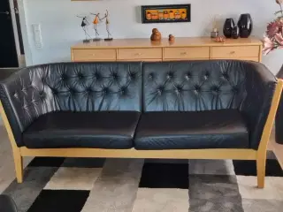 Tremmesofa Maria fra Stouby