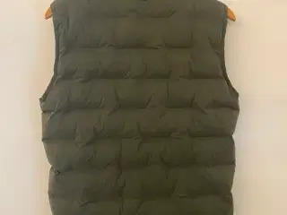 CB outdoor vest