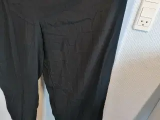 ZIZZI crepe buksedragt str. L, med vide ben (ny)