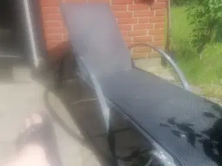 Sofa med chasiloung søges. Fyn