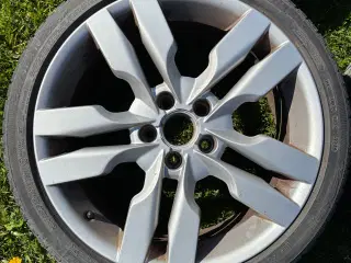 225/40-R18 Alufælge 5x112
