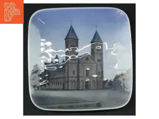 Porcelænsaskebæger fra Royal Copenhagen (str. 10,5 x 10,5 cm)