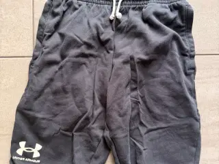 Under Armor Shorts 