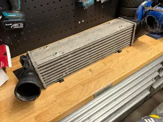 BMW E90 335i intercooler 