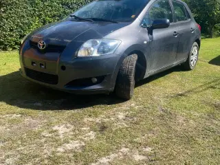 Toyota Auris 2.0 Diesel