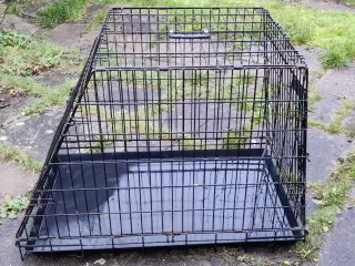 Stort hundebur, evt. til brug i større bil