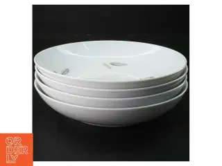 Keramiktallerkner med bladmotiv fra B&G (str. 20,5 cm i diameter)