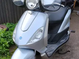 Piaggio fly 125 mc scooter 