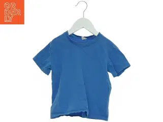 T-Shirt fra Arket (str. 104 cm)