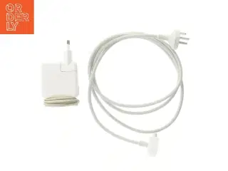 Apple oplader og kabel fra Apple (str. 10x7 cm)