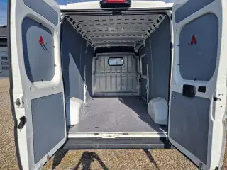 Peugeot Boxer 335 2,0 BlueHDi 163 L3H2