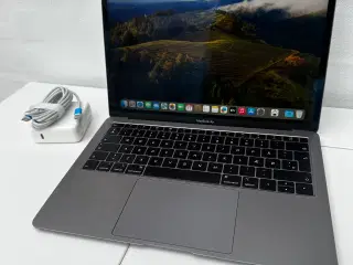 MacBook Air 13” 2019 Space Grey(nyt batteri)