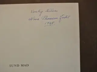 sund mad , af nora thomsen. signeret, emne: mad