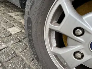 Ford transit hjul vinterdæk eller helårsdæk  købes