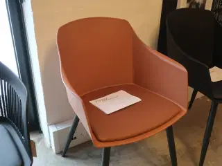 2 stk. Line Stol, armlæn