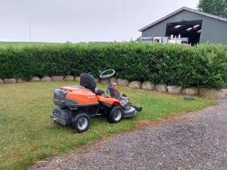  Husquarna R 216 T AWD