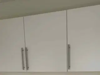 Designa. 3 overskabe + 1 højskab