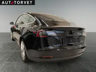 Tesla Model 3  Performance AWD