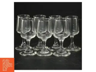 Sæt med glas (str. 8,5 cm. 7 styk)