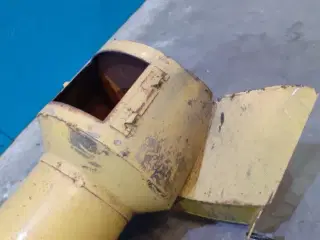 New Holland TX68 H. Returelevator 84015483