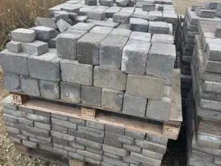 Herregådssten 90 m3 model sort/grå