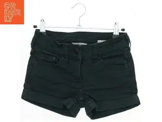Shorts fra H&M (str. 140)