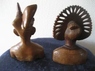 2 håndskårne eksotiske træfigurer