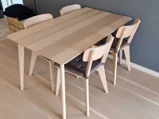 Spisebord og 4 stole i ask ubrugt