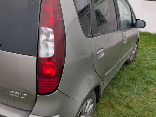 Autoturism ușor de condus și parcat