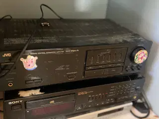 JVC fuldforstærker plus cd og radio