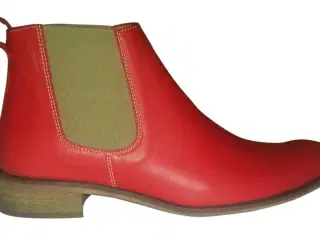 NEDSAT: 2 par nye skindstøvler Rød og blå str.40 