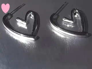 * Fedeste hjerte-øreringe - i rå stil - i Tibetans