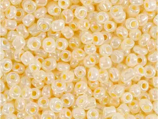 Rocaiperler, diam. 3 mm, str. 8/0, hulstr. 0,6-1,0 mm, elfenben, 500g/ 1 pk.
