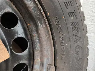 Fire vinterdæk goodyear