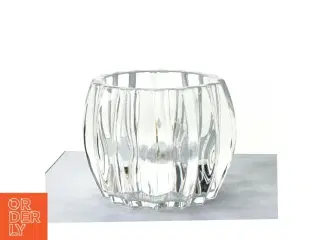 Lysestage i glas til fyrfadslys (str. 8 går i 9 cm)
