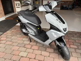 Vga R3 45 el 500 km 2025