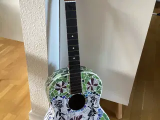 Pynte guitar med mosaik