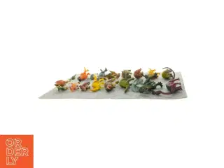 Forskellige dinosaurer (18 stk) (str. 7 Til 20 cm)