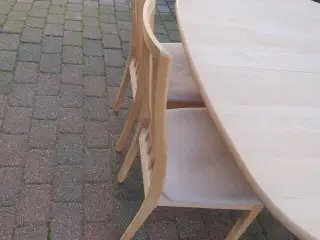 Sæbebehandlet bøg Spisebord med 2 ekstra plader og