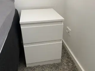 Kommode med 2 skuffer, hvid, 35x49 cm