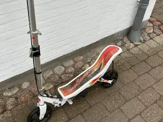 Løbehjul/space scooter 