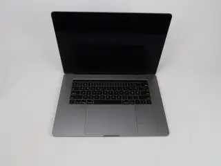 Apple Macbook Pro 15,4"