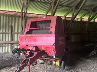 Newholland 658