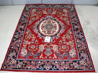  Tæppe mål ca 225*160cm. 