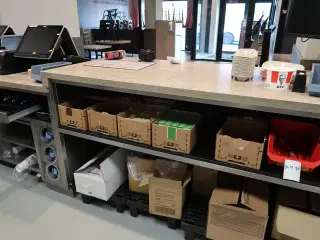 2 stk. diske med indhold (elektronik udstyr medfølger ikke)