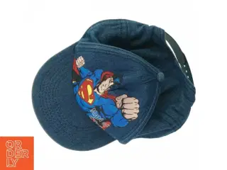 Superman kasket fra H&M (str. 122)