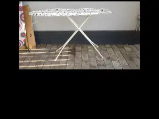 Strygebræt fin stand